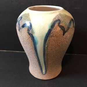 STUDIO POTTERY - NATURAL SAND TEXTURED FINISH w. CELADON YELLOW DRIP GLAZE VASE